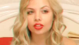 Топовая рунетка SweetKiss шалит с секс игрушкой