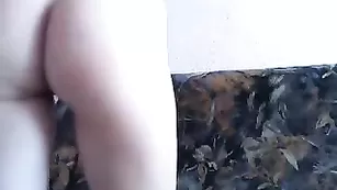 Русская сучка MichelHot танцует стриптиз