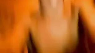 Извращенка sashkkka обливается кофе