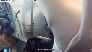 Знойная цыпочка Fendi трахнула себя фаллосом