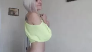 Русские шлюхи YourDevilLove шалят в позе 69