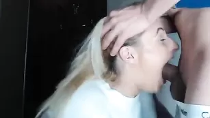 Шкура глубоко отсасывает хуй fuckbate20155