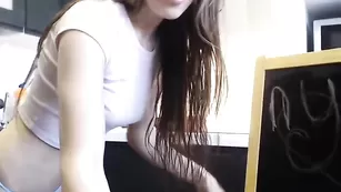 Настроение влияет на качество готовки! Чтобы еда была вкуснее нужно готовить без одежды