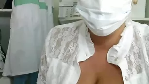 Грудастая медсестра TAGIRA шалит на работе