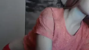 Грудастая куколка облизывает пальчики Nancy333