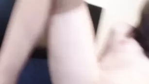 Смазливая kalee сосет хуй и трахается