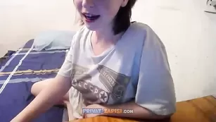 Знойная JeffJam показывает огромные сиськи