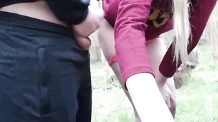 Секс с блондой на улице Criss7Couple