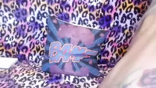 Роскошная пассия трахает анус VikiAndSosed