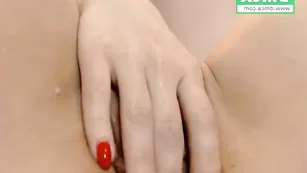 Грудастая пассия Silviaass занимается сквиртом