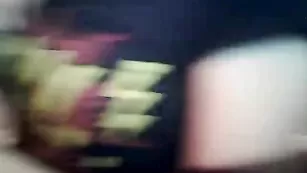 Смазливая краля трахается с хахалем HardPussy