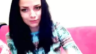 Русская Zhanno4ka массирует большие сиськи