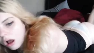 Шальная телка развлекается с ловенсом Danni_lynn1