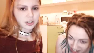 Симпатичные девочки KanalAnalTv показали свои прелести