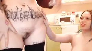 Симпатичные девочки KanalAnalTv показали свои прелести