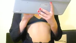 Шикарная модель demetrasex обнажает шикарные формы