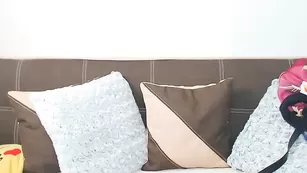 Рыжая проказница обнажает большие сиськи Misssunnyy