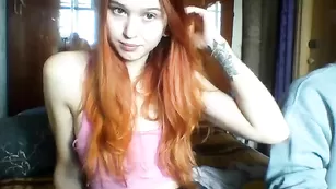 Рыжая шкура 666badfox666 делает глубокий минет