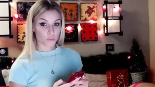 Блондинки Killer__Tits показали шикарные сиськи