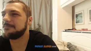 Сочная блонда VipCrazyCoupl отсасывает хуй