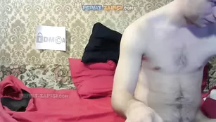 Грудастая mr-mrs-black сосет минет и получает сперму