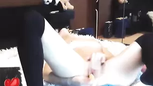 Худая телочка VitaminkaXxX раскрепостилась с фаллосом