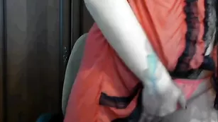 Зачетная самка дразнит большой задницей Natluxury39