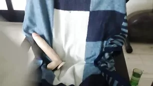 Порочная красотка жестко трахает анал raquelle_star