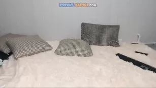 Рыжая сучка глотает хуй и трахается xxxcouplessss