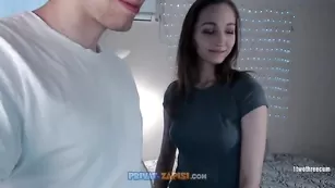 Нежная парочка 1twothreecum занимается оральным сексом