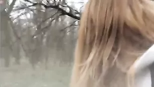 На природе SexyZae4ka482 минет делать лучше