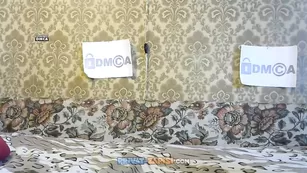 mr-mrs-black ласкает красивые сиськи