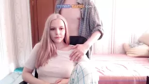 Sweetteam милая блонда делает минет