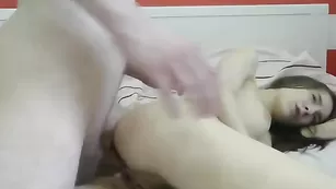 Анальный трах с молодой сучкой raspberr