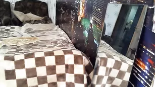 Шлюшка zasxd2 получила сперму на лицо