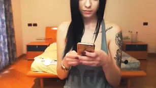 jayleekryss ласкает огромную аппетитную грудь