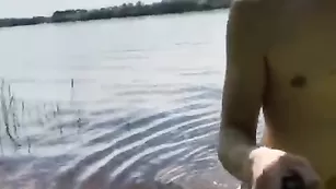 _GRIMBERGEN_ наслаждается оральным сексом на природе
