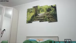 Юная парочка практикует оральный секс Jadensmit123321333