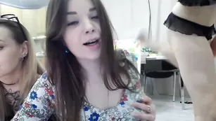 Порочные лесби Catch_Me_ с ловенсом