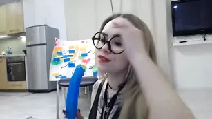 Лесбиянки Catch_Me_ развлекаются с ловенсом