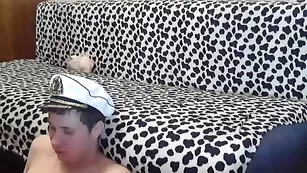 Домашний трах loveboygirl с худенькой брюнеткой