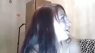 Домашний трах loveboygirl с худенькой брюнеткой