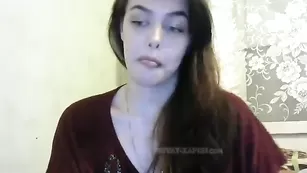 Русская девочка Milka--Feik сосет пенис