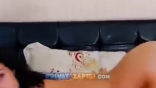 roselynax эротично позирует голая