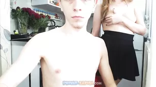 Русская сучка Duoloversthot наслаждается мастурбацией и сексом