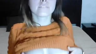 crazydollx лижет большие сиськи