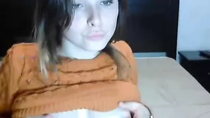 crazydollx лижет большие сиськи
