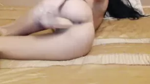 candybb жестко долбится в пизду