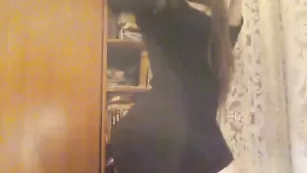 Жопастая нимфа rosalana1 показывает огромные сиськи