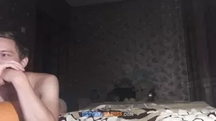 Грудастая соска PanishAndFgw отсасывает пенис